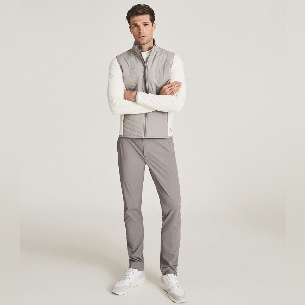 REISS Golf Formby Hybrid Performance Jacket Ecru Grey Size M